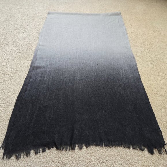 NWOT Cashmere Gradient Black & Grey Lightweight Scarf Ombre - Picture 6 of 10